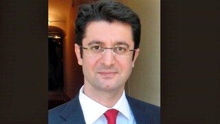 ئێران پێی ناوەتە دۆخی شۆڕشەوە